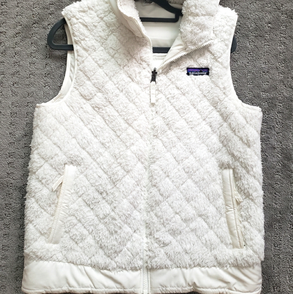 White Reversible Patagonia Fleece Vest